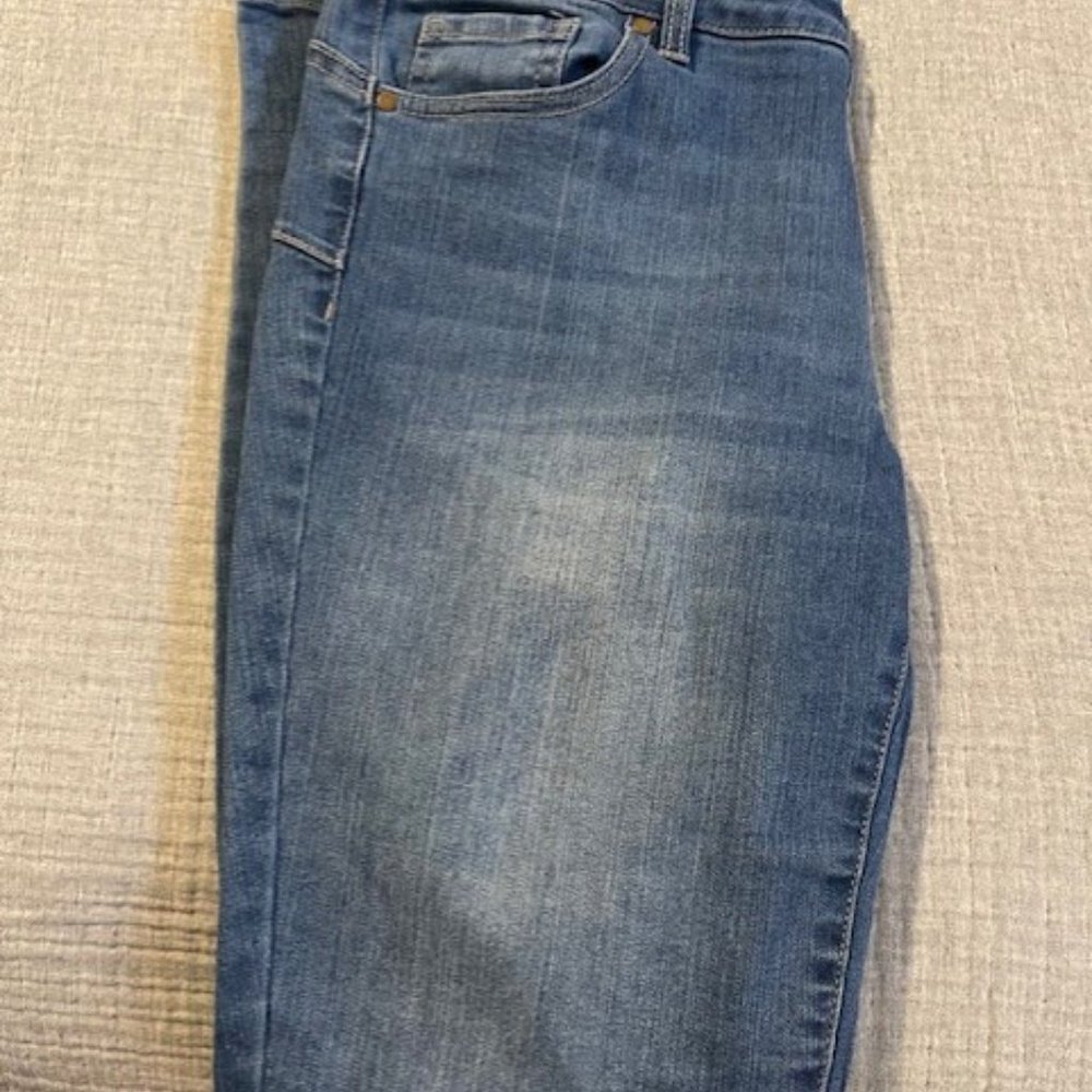 Women's Jeans - Picture 4 of 4